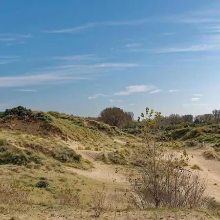 In By Sandy Beaches Nieuwpoort