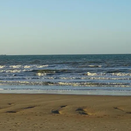 Apartamento In By Sandy Beaches