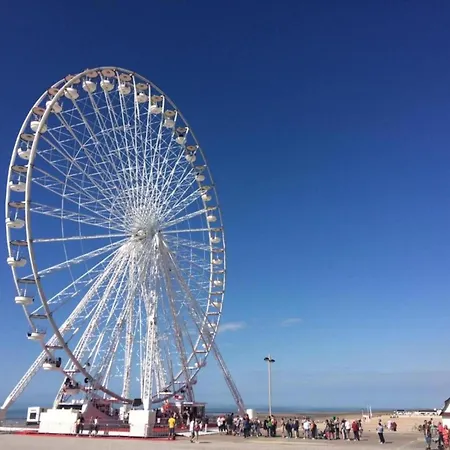 Apartament In By Sandy Beaches